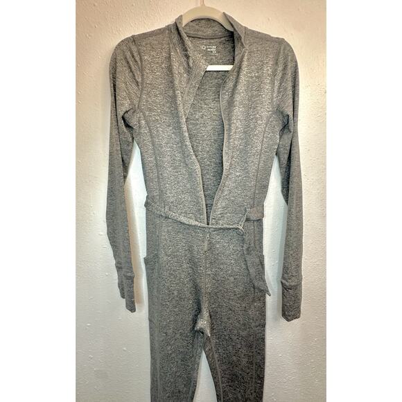 NWOT Offline By Aerie Jumpsuit Warm Up Grey Size Medium - Picture 3 of 9